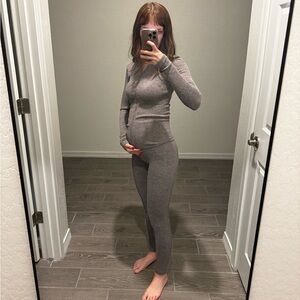 Womens boohoo maternity long sleeve brown workout set size small